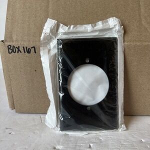 Leviton 000-80528-BLK Wall plate